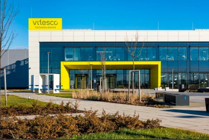 Start of Production in Debrecen, Hungary: Vitesco Technologies Further Expands Global Presence